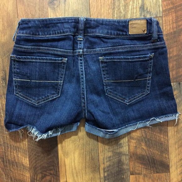American eagle SZ 4 cuffed jean shorts denim - Picture 2 of 4